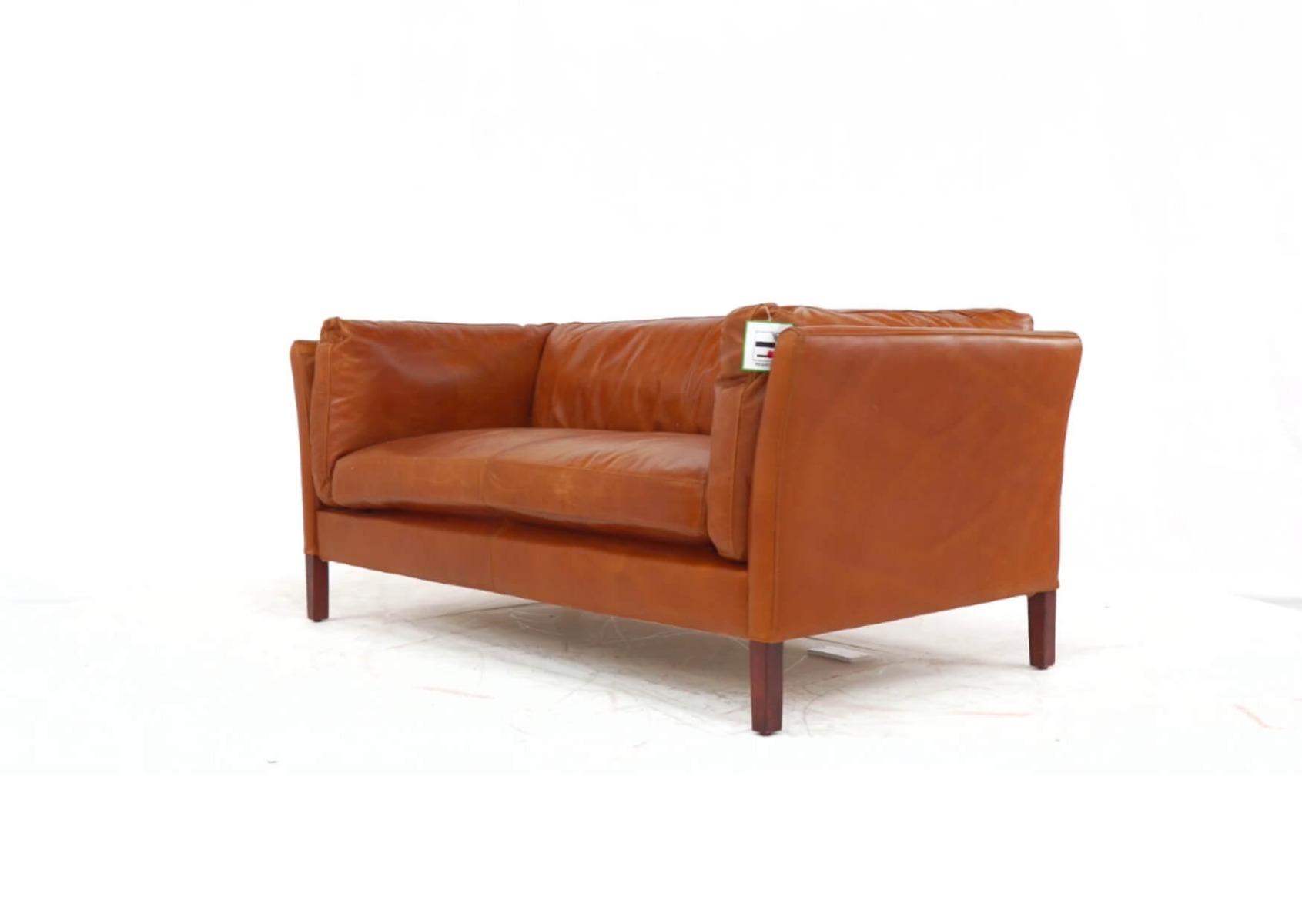 groucho_vintage_tan_distressed_leather_3_seater_settee_sofa_2